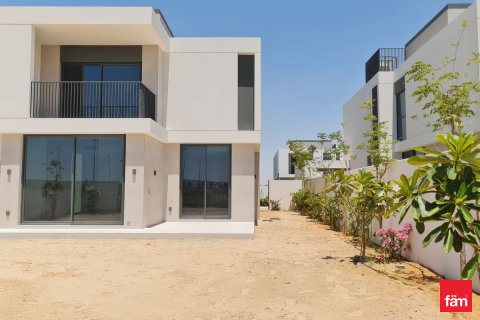 Vila di Dubai, UEA 4 kamar tidur, 596.7 m2 nomor 720352