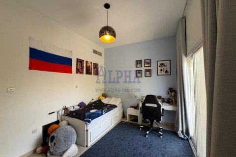 Stadthaus zur Miete in Al Hamra Village, Ras Al Khaimah, VAE 3 Schlafzimmer, 201.5 m2 Nr. 699192 - Foto 6