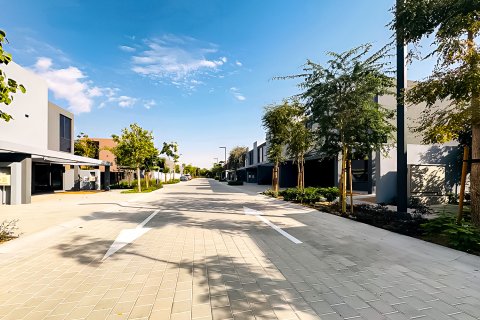 Māja Tilal City, Sharjahjā, AAE 4 istabas, 247.21 m2 Nr. 748494