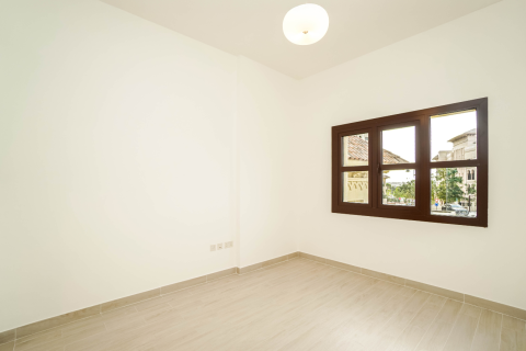 Apartamento en venta en Jumeirah Golf Estates, Dubai, EAU 2 dormitorios, 128 m2 № 718150 - foto 15