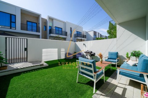 Vila di Dubai South (Dubai World Central), UEA 3 kamar tidur, 141 m2 nomor 718149 - foto 26