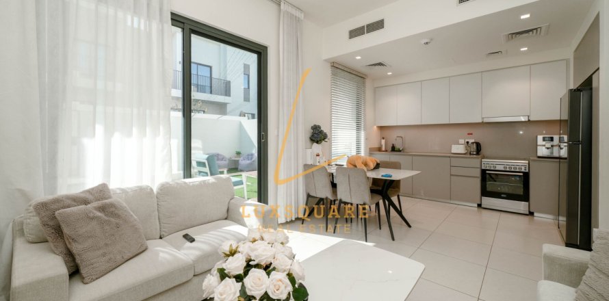 Vila di Dubai South (Dubai World Central), UEA 3 kamar tidur, 141 m2 nomor 718149