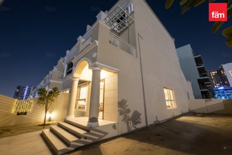 Casa urbana para venda em Dubai, EAU 4 quartos, 155 m2 № 661692 - foto 1