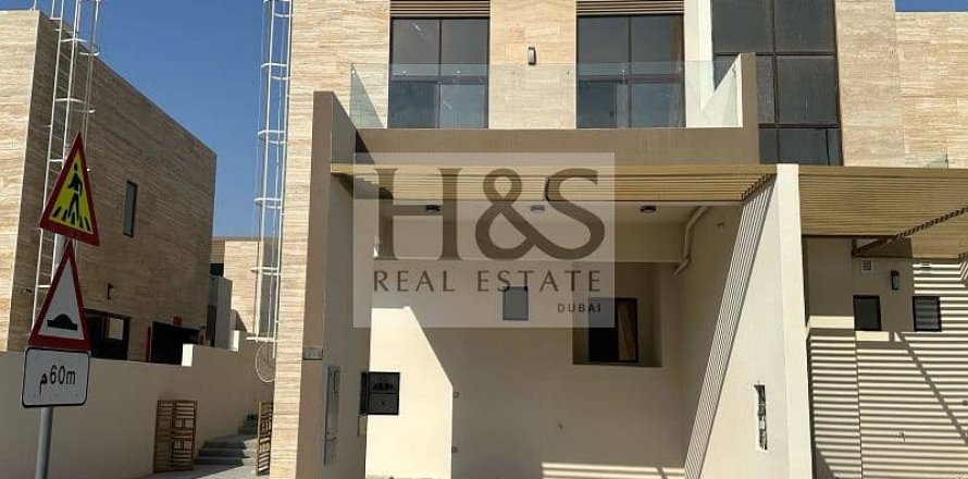 Vila v Mohammed Bin Rashid City, Dubai, SAE 4 spálne, 288 m2 č. 642269