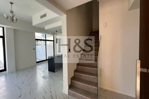 Vila v Mohammed Bin Rashid City, Dubai, SAE 4 spálne, 288 m2 č. 642269 - Fotografia 4