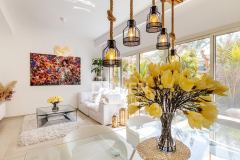 Jumeirah Golf Estates、Dubai、UAE にあるタウンハウスの賃貸物件 2ベッドルーム、134.43 m2、No744869 - 写真 11