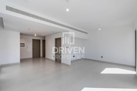 Villa til leje i Tilal Al Ghaf, Dubai, UAE 4 soveværelser, 220.27 kvm № 745338 - foto 2