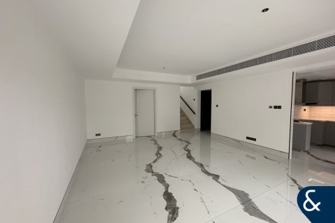 The Springs, Dubai, संयुक्त अरब अमीरात में विला, 3 बेडरूम, 254 वर्ग मीटर, संख्या 698162 - फ़ोटो 3