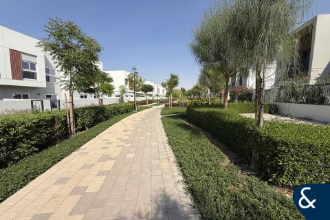 Dubai Land, Dubai, संयुक्त अरब अमीरात में विला, 3 बेडरूम, 161 वर्ग मीटर, संख्या 698166 - फ़ोटो 14