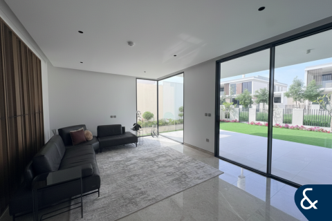 فيلا للإيجار في Tilal Al Ghaf، دبي، الإمارات العربية المتحدة 5 غرفة نوم ، 580 متر مربع ، رقم 698227 - صورة 6