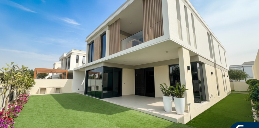 فيلا في Tilal Al Ghaf، دبي 5 غرفة نوم ، 580 متر مربع . ر قم 698227