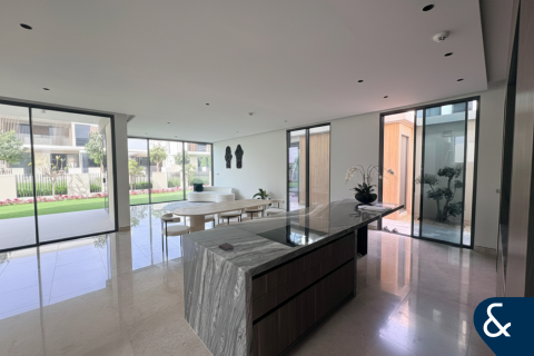 فيلا للإيجار في Tilal Al Ghaf، دبي، الإمارات العربية المتحدة 5 غرفة نوم ، 580 متر مربع ، رقم 698227 - صورة 4