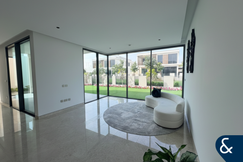 فيلا للإيجار في Tilal Al Ghaf، دبي، الإمارات العربية المتحدة 5 غرفة نوم ، 580 متر مربع ، رقم 698227 - صورة 9