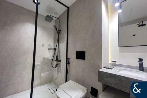 Apartament në Downtown Dubai (Downtown Burj Dubai), Emiratet e Bashkuara Arabe 2 dhoma gjumi, 126 m2. № 698165 - Foto 10