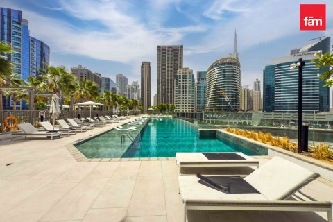 Apartmen di Business Bay, Dubai, UAE 1 bilik tidur, 64.9 meter persegi № 712815 - foto 26
