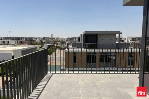 Villa in Dubai, UAE 5 bedrooms, 420 sq.m. № 712811 - photo 23