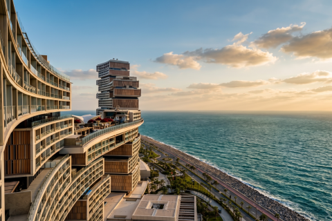 Apartment in Palm Jumeirah, Dubai, UAE 4 bedrooms, 641 sq.m. № 734193 - photo 2