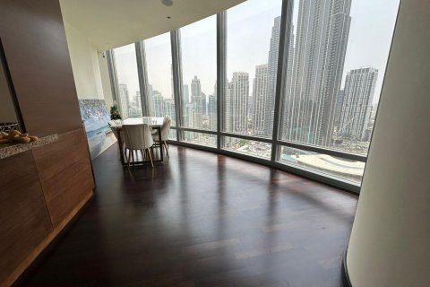 Appartement à vendre à  Downtown Dubai (Downtown Burj Dubai), Dubai, EAU 2 chambres, 144 m2 № 734213 - photo 2