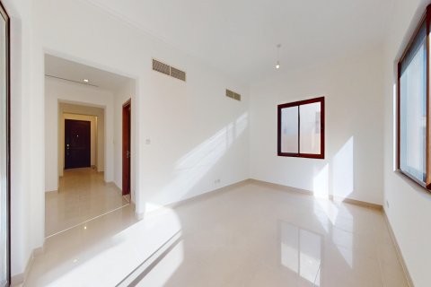 Willa na sprzedaż w Dubai, ZEA 5 sypialnie, 446 mkw., nr 734215 - zdjęcie 16