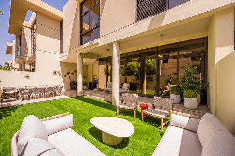 DAMAC Hills (Akoya by DAMAC)、Dubai、UAE にあるタウンハウス販売中 3ベッドルーム、204.39 m2、No748857 - 写真 13