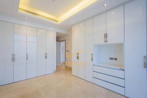 Appartamento in affitto a Palm Jumeirah, Dubai, EAU 2 camere da letto, 124 mq. № 709669 - foto 10