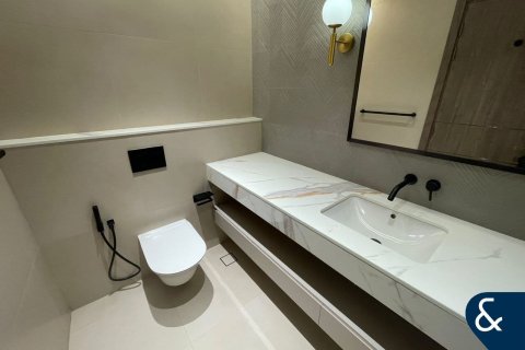 آپارتمان برای اجاره در Business Bay، Dubai، امارات متحده عربی 2 خوابه ، 116 متر مربع ، شماره 671628 - تصویر 10
