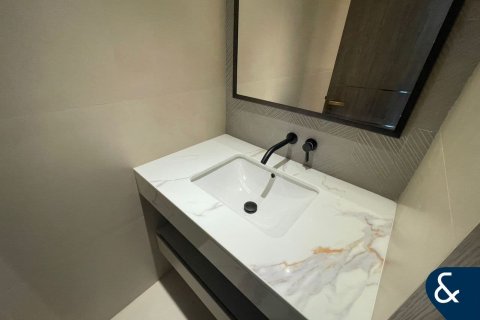 آپارتمان برای اجاره در Business Bay، Dubai، امارات متحده عربی 2 خوابه ، 116 متر مربع ، شماره 671628 - تصویر 12