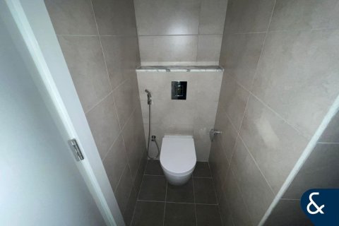 Apartmen di AYKON CITY di Sheikh Zayed Road, Dubai, UAE 2 bilik tidur, 83 meter persegi № 671624 - foto 14