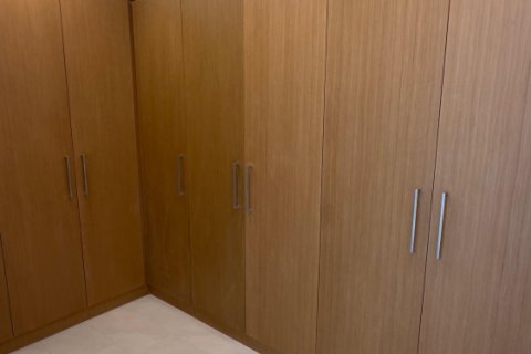 Βίλα σε Dubai Land, Dubai, ΗΑΕ 4 υπνοδωμάτια, 231 τ.μ. Αρ. 700406 - φωτογραφία 2