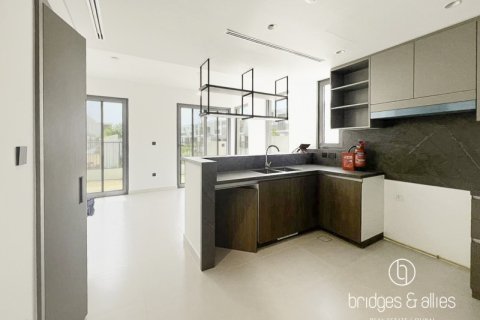 Villa à louer à Tilal Al Ghaf, Dubai, EAU 4 chambres, 144 m2 № 688209 - photo 4