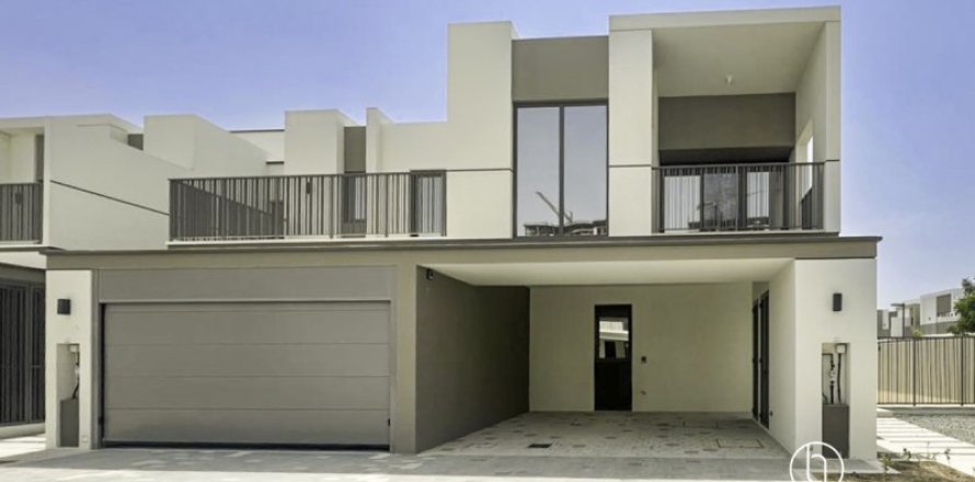 Villa à Tilal Al Ghaf, Dubai, EAU: 4 chambres, 144 m2 № 688209