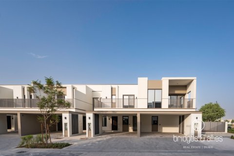 Vila v Tilal Al Ghaf, Dubai, SAE 4 spálne, 144 m2 č. 688209 - Fotografia 9