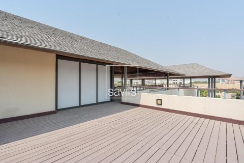 Villa para arrendamento em Al Qurm, Abu Dhabi, EAU 5 quartos, 1266.27 m2 № 748119 - foto 18