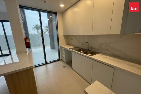 Villa in Dubai, UAE 4 bedrooms, 265.5 sq.m. № 765809 - photo 8