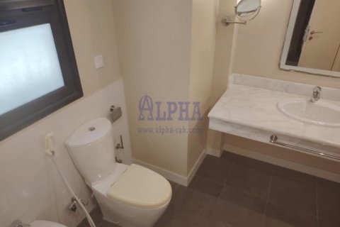 Vila u Ras Al Khaimah, UAE 3 spavaćih soba, 357.9 m2 Br. 661925 - fotografija 14