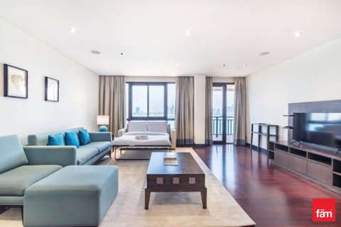 Apartamento en alquiler en Palm Jumeirah, Dubai, EAU 1 dormitorio, 142.8 m2 № 644748 - foto 5