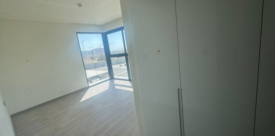 Vilë në Dubai Land, Emiratet e Bashkuara Arabe 3 dhoma gjumi, 282 m2. № 715685