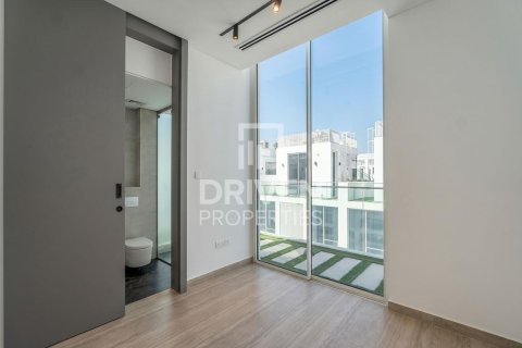 Stadthaus zur Miete in Al Barari, Dubai, VAE 4 Schlafzimmer, 180.32 m2 Nr. 745203 - Foto 15