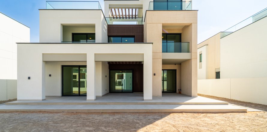 Vilă în Dubai, EAU 5 dormitoare, 528 mp.  №705376