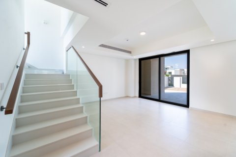 Vilă de vânzare în Dubai, EAU 5 dormitoare, 528 mp.  №705376 - poză 12