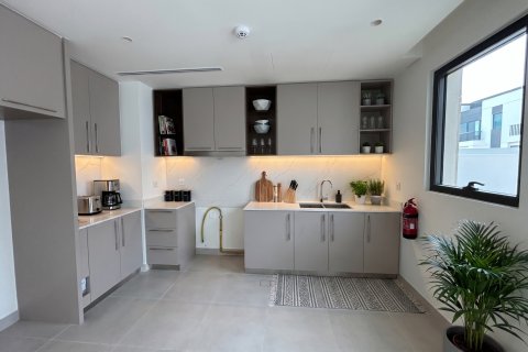 Kaupunkipientalo Dubai, Arabiemiraatit 3 makuuhuonetta, 146 m2 № 705374 - kuva 3