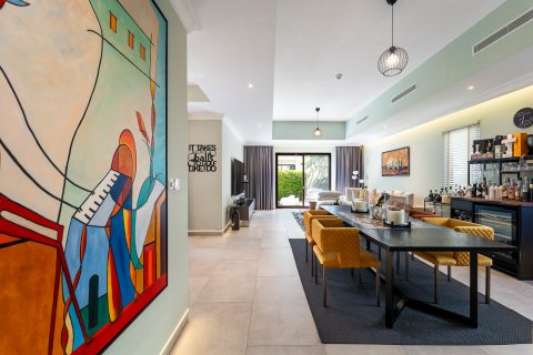 Vilă de vânzare în Dubai, EAU 4 dormitoare, 338 mp.  №705372 - poză 9