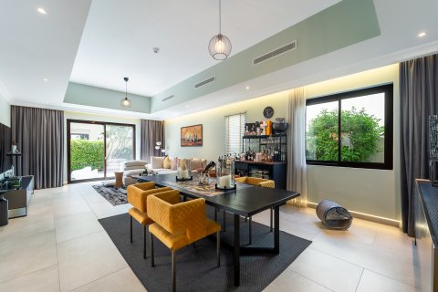 Vilă de vânzare în Dubai, EAU 4 dormitoare, 338 mp.  №705372 - poză 10