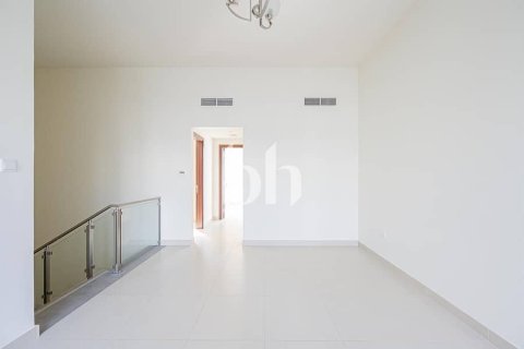 Adosado en alquiler en Mohammed Bin Rashid City, Dubai, EAU 4 dormitorios, 283 m2 № 642820 - foto 14