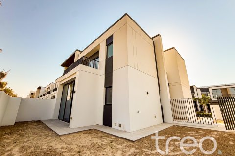 Зняти в оренду таунхаус в Arabian Ranches 3, Дубай, ОАЕ 4 спальні, 249.17м2, № 755501 - фото 4