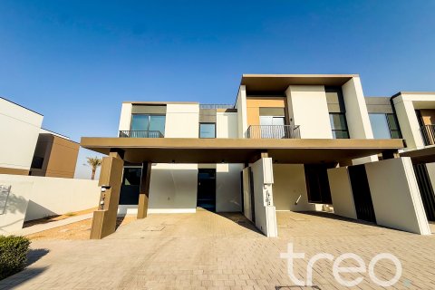 Rumah bandar di Arabian Ranches 3, Dubai, UAE 4 bilik tidur, 249.17 meter persegi № 755501