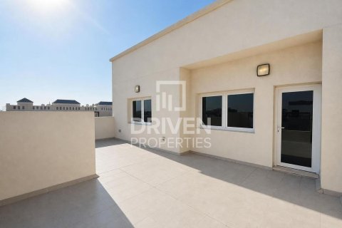 Vilă de vânzare în Mirdif, Dubai, EAU 4 dormitoare, 1532.99 mp. №743110 - poză 22