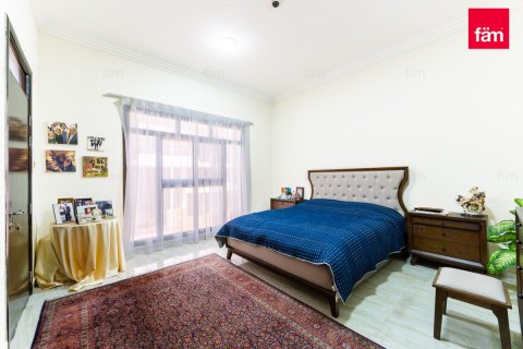 Shtëpi në qytet në Dubai, Emiratet e Bashkuara Arabe 4 dhoma gjumi, 185.9 m2. № 680029 - Foto 10