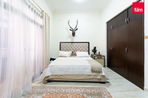 Shtëpi në qytet në Dubai, Emiratet e Bashkuara Arabe 4 dhoma gjumi, 185.9 m2. № 680029 - Foto 12