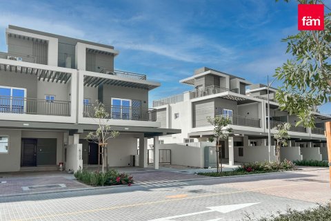 Rijtjeshuis te koop in Dubai, VAE 4 slaapkamers, 112.2 vr.m., nr 680027 - foto 1